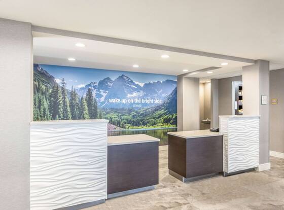 La Quinta Inn & Suites by Wyndham Denver Tech Center is a family friendly hotel in Centennial, Colorado (CO)