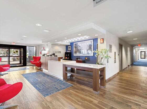 Allentown Park Hotel, Ascend Hotel Collection is a family friendly hotel in Wescosville, Pennsylvania (PA)