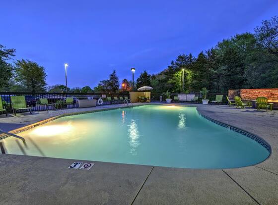 Hampton Inn & Suites Pigeon Forge On The Parkway is a family friendly hotel in Pigeon Forge, Tennessee (TN)