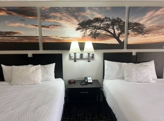 Days Inn by Wyndham Douglasville-Atlanta-Fairburn Road is a family friendly hotel in Douglasville, Georgia (GA)