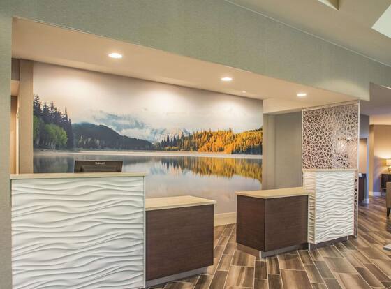 La Quinta Inn & Suites by Wyndham Orem University Pwy/Provo is a family friendly hotel in Orem, Utah (UT)