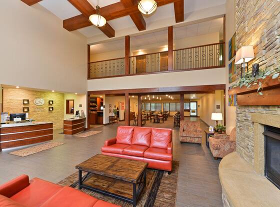 Comfort Suites near Route 66 is a family friendly hotel in Springfield, Illinois (IL)
