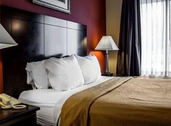 Quality Inn Brunswick Cleveland South is a family friendly hotel in Brunswick, Ohio (OH)