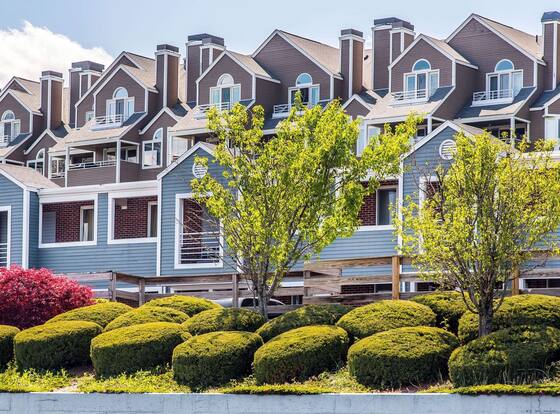 Econo Lodge Cranston - Providence is a family friendly hotel in Cranston, Rhode Island (RI)