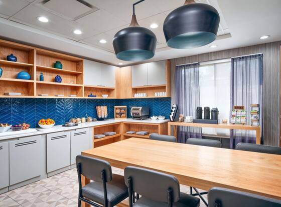Hyatt Place Greensboro is a family friendly hotel in Greensboro, North Carolina (NC)