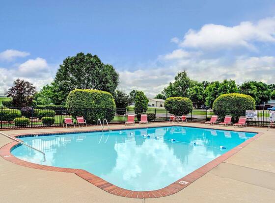 Ramada by Wyndham Murfreesboro is a family friendly hotel in Murfreesboro, Tennessee (TN)