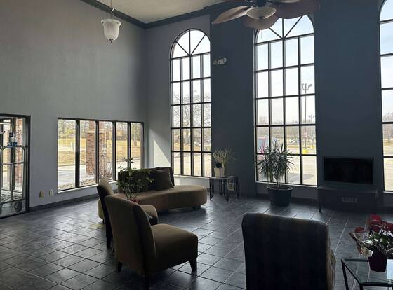 Baymont by Wyndham Flint Airport North is a family friendly hotel in Flint, Michigan (MI)
