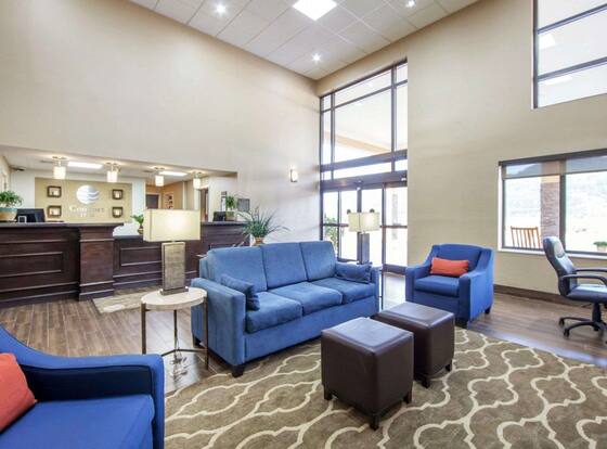 Comfort Inn at Royal Blue is a family friendly hotel in Caryville, Tennessee (TN)