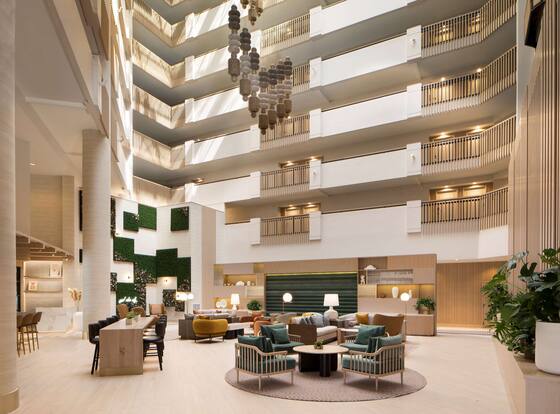 Hilton Santa Monica Hotel & Suites is a family friendly hotel in Santa Monica, California (CA)