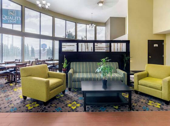 Quality Inn Hillsville is a family friendly hotel in Hillsville, Virginia (VA)
