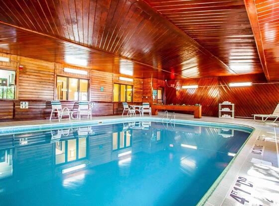 Quality Inn & Suites is a family friendly hotel in Champaign, Illinois (IL)
