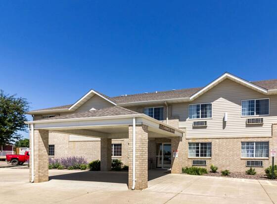 Quality Inn Marshall MN near University is a family friendly hotel in Marshall, Minnesota (MN)