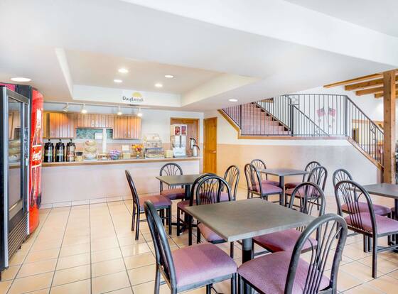 Days Inn & Suites by Wyndham Lordsburg is a family friendly hotel in Lordsburg, New Mexico (NM)