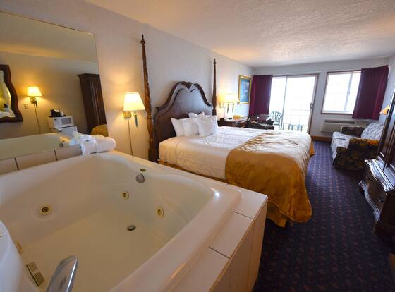 Clarion Hotel Beachfront is a family friendly hotel in Mackinaw City, Michigan (MI)