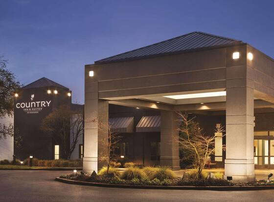 Country Inn & Suites by Radisson, Seattle-Bothell, WA is a family friendly hotel in Bothell, Washington (WA)