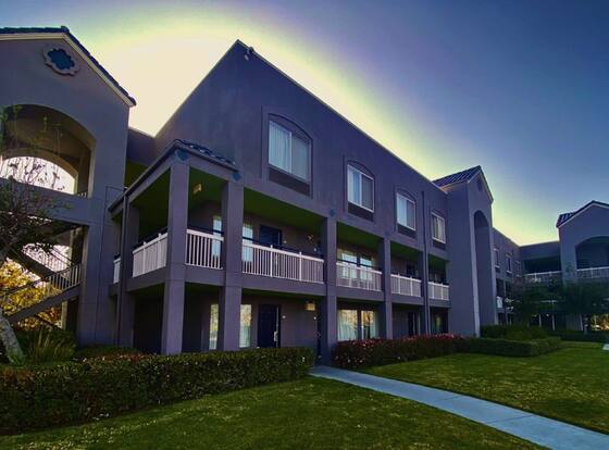 SureStay Hotel by Best Western Ontario Airport is a family friendly hotel in Ontario, California (CA)