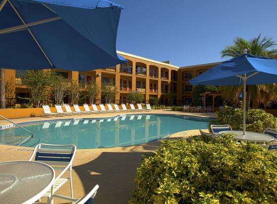 Mi Casa Hotel is a family friendly hotel in Orlando, Florida (FL)