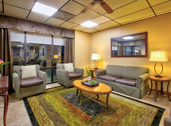 Days Inn by Wyndham Batesville is a family friendly hotel in Batesville, Mississippi (MS)