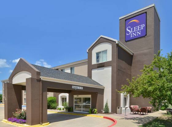 Sleep Inn Fayetteville North is a family friendly hotel in Fayetteville, Arkansas (AR)