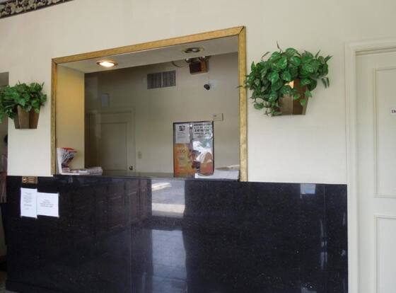 Super Inn Williamsburg is a family friendly hotel in Williamsburg, Virginia (VA)