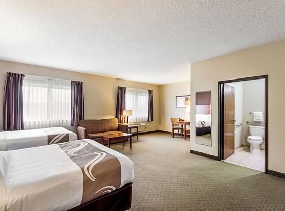 Quality Inn is a family friendly hotel in Sheboygan, Wisconsin (WI)