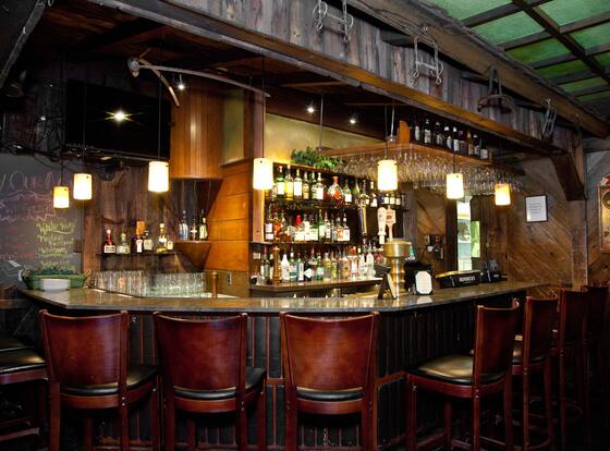 Concord's Colonial Inn is a family friendly hotel in West Concord, Massachusetts (MA)