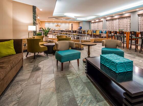 Best Western Warren Hotel is a family friendly hotel in Warren, Michigan (MI)