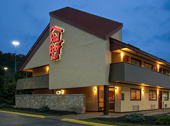 Red Roof Inn Charleston - Kanawha City, WV is a family friendly hotel in Charleston, West Virginia (WV)
