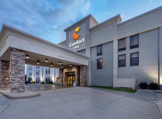 Comfort Inn Kearney I-80 is a family friendly hotel in Kearney, Nebraska (NE)