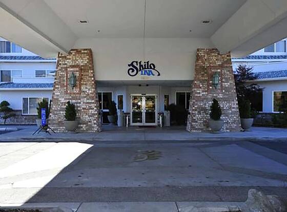 Shilo Inn Suites Hotel - Klamath Falls is a family friendly hotel in Klamath Falls, Oregon (OR)