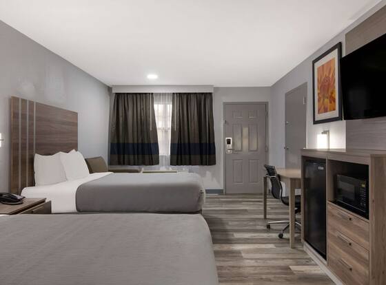 Quality Inn near Casinos and Convention Center is a family friendly hotel in Bossier City, Louisiana (LA)