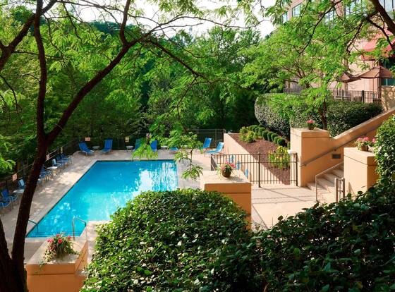 Marriott St. Louis West is a family friendly hotel in Creve Coeur, Missouri (MO)