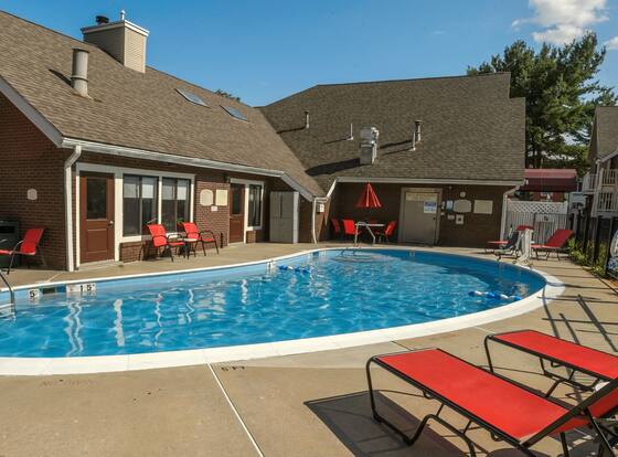 Residences at Daniel Webster is a family friendly hotel in East Merrimack, New Hampshire (NH)