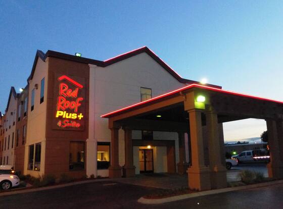 Red Roof Inn PLUS+ & Suites Chattanooga - Downtown is a family friendly hotel in Chattanooga, Tennessee (TN)