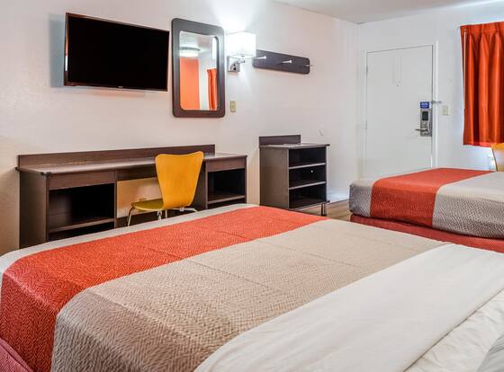 Motel 6 Saraland, AL is a family friendly hotel in Saraland, Alabama (AL)