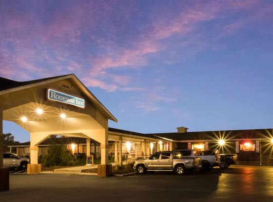 Rodeway Inn Fort Morgan is a family friendly hotel in Fort Morgan, Colorado (CO)