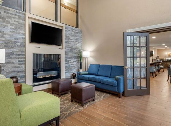 Comfort Inn South is a family friendly hotel in Indianapolis, Indiana (IN)