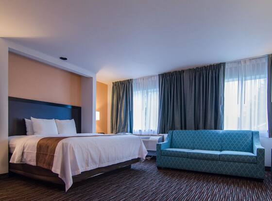 Cottage Grove Inn is a family friendly hotel in Cottage Grove, Oregon (OR)