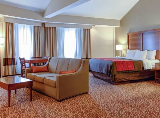 Comfort Inn is a family friendly hotel in Bangor, Maine (ME)