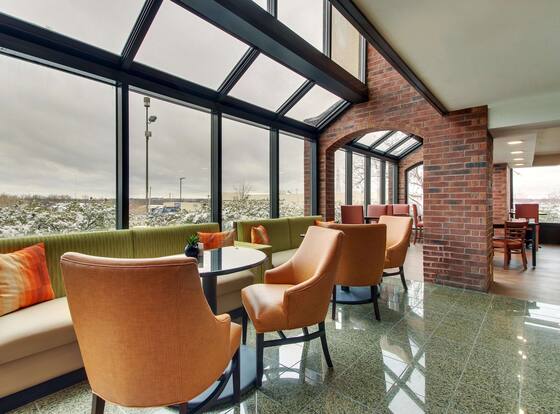 Pear Tree Inn St. Louis Arnold is a family friendly hotel in Arnold, Missouri (MO)