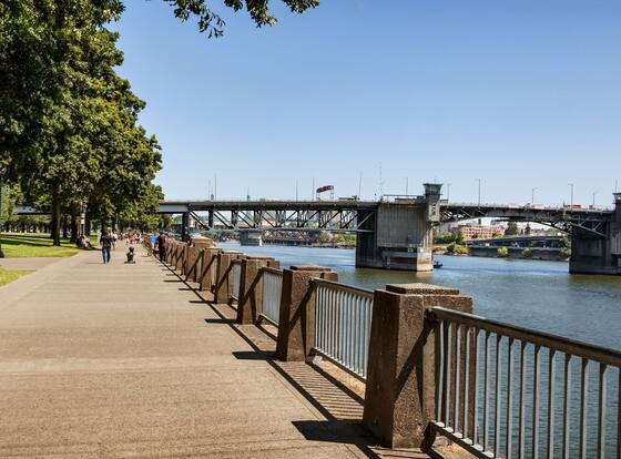 Hampton Inn Clackamas is a family friendly hotel in Happy Valley, Oregon (OR)