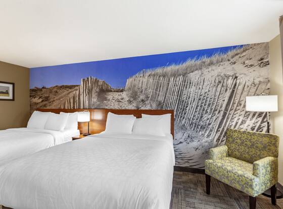 Clarion Pointe Racine - Mount Pleasant is a family friendly hotel in Mount Pleasant, Wisconsin (WI)