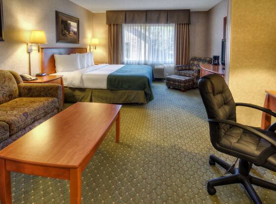 Quality Inn & Suites is a family friendly hotel in Twin Falls, Idaho (ID)