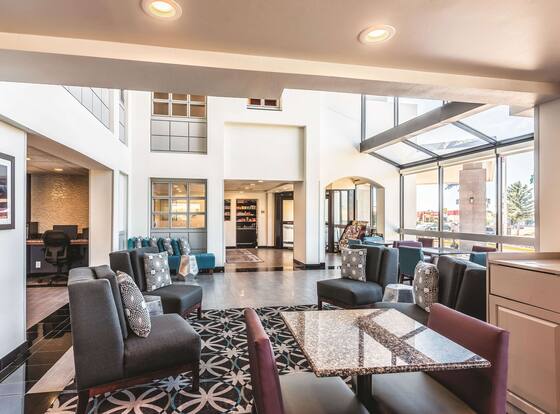 La Quinta Inn & Suites by Wyndham Colorado Springs North is a family friendly hotel in Colorado Springs, Colorado (CO)