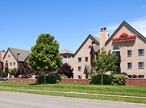 Hawthorn Suites by Wyndham Overland Park is a family friendly hotel in Overland Park, Kansas (KS)