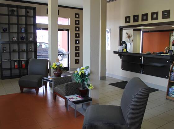 Ashley Inn is a family friendly hotel in Ponca City, Oklahoma (OK)