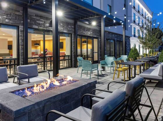 Home2 Suites by Hilton East Haven New Haven is a family friendly hotel in New Haven, Connecticut (CT)