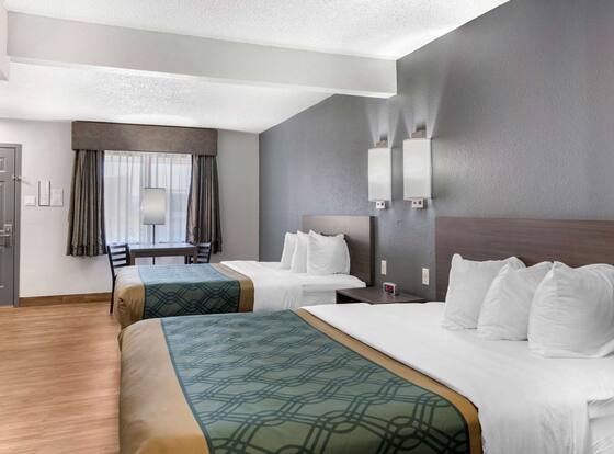 Econo Lodge Socorro is a family friendly hotel in Socorro, New Mexico (NM)