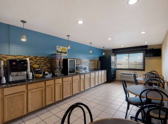 Days Inn by Wyndham Ankeny - Des Moines is a family friendly hotel in Ankeny, Iowa (IA)