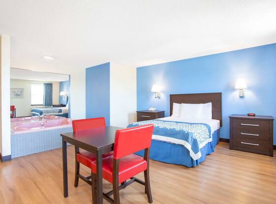 Days Inn by Wyndham Lancaster PA Dutch Country is a family friendly hotel in Intercourse, Pennsylvania (PA)